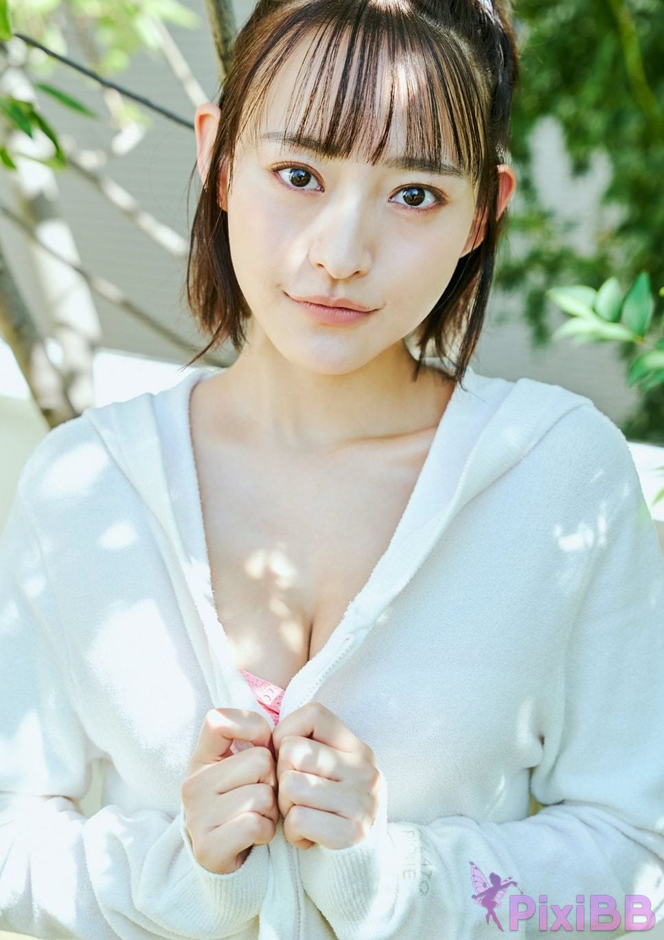 Japanese Idol Kanami Takasaki BUBKA Digital Photo Album When she comes PixiBB (55)